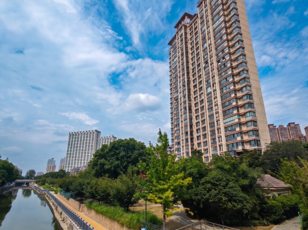 長江国際雅園（新呉区長江北路）